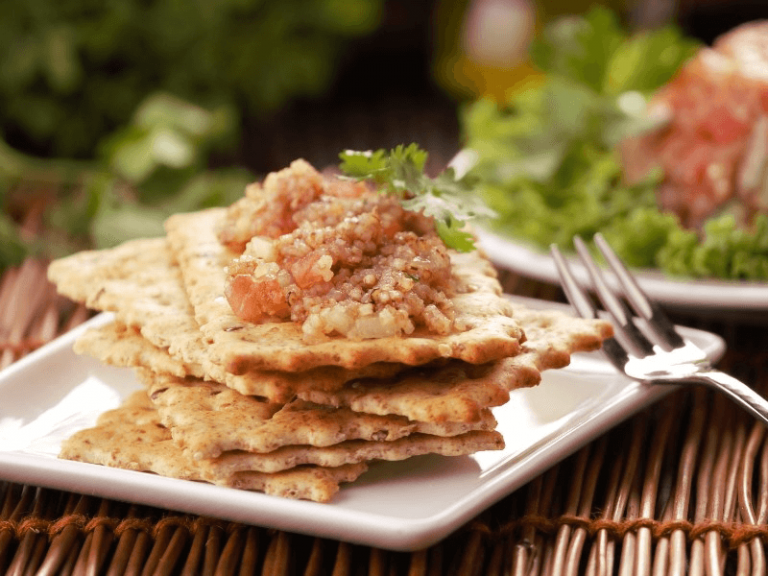 Ensalada de quinoa y Galletas Saltín Noel Semillas y Cereales